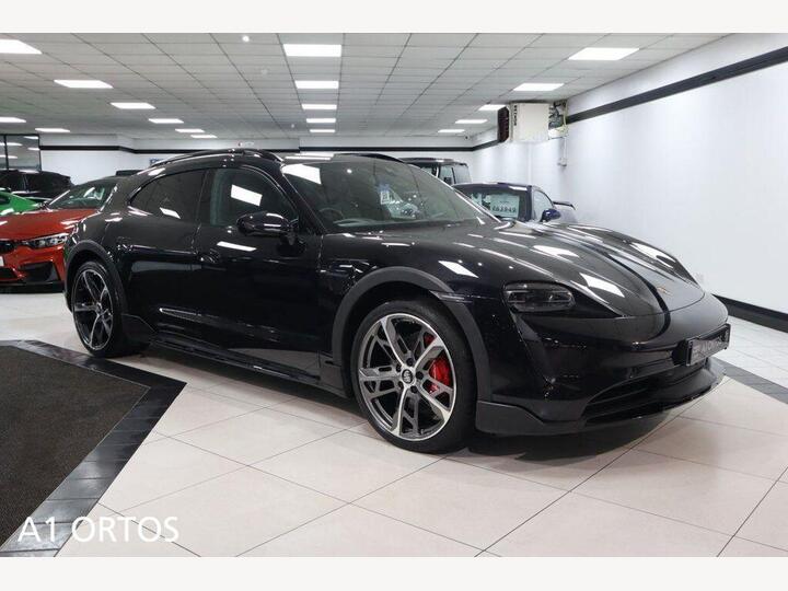 Porsche TAYCAN Performance Plus 93.4kWh 4S Cross Turismo Auto 4WD 5dr (11kW Charger)
