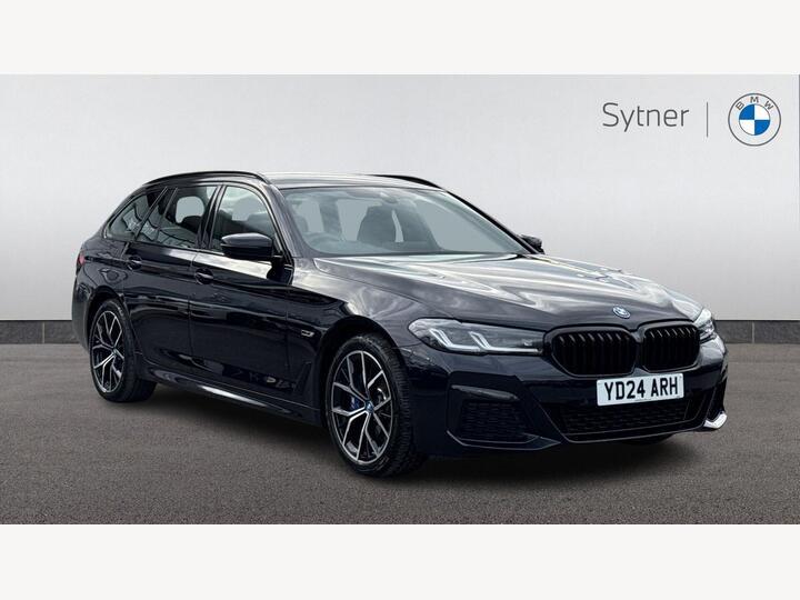 BMW 5 Series 2.0 530e 12kWh M Sport Touring Steptronic XDrive Euro 6 (s/s) 5dr BMW 5 Series 2.0 530e 12kWh M Sport Touring Steptronic XDrive Euro 6 (s/s) 5dr