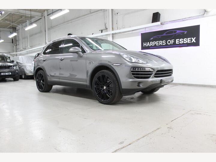 Porsche Cayenne 3.0 TD V6 Tiptronic 4WD Euro 5 (s/s) 5dr Porsche Cayenne 3.0 TD V6 Tiptronic 4WD Euro 5 (s/s) 5dr