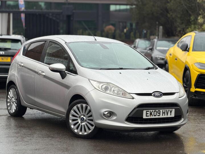 Ford FIESTA 1.6 Titanium 5dr