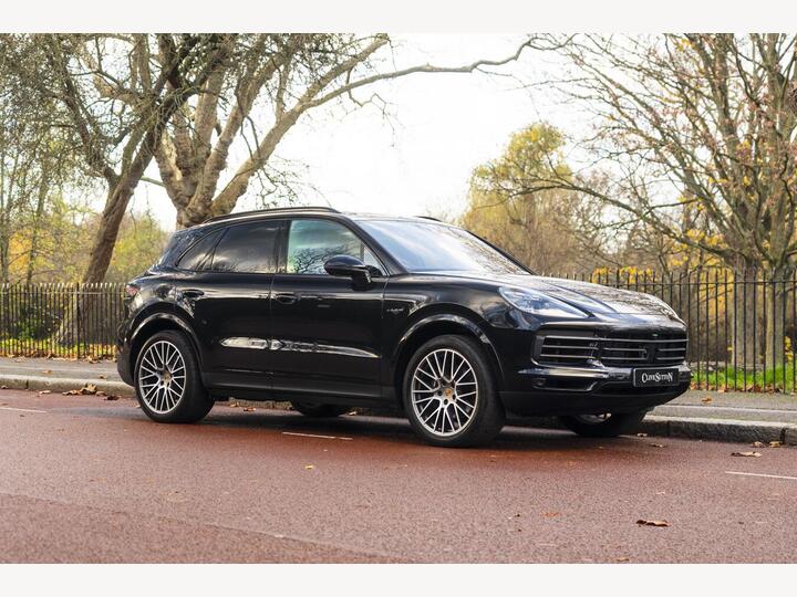 Porsche Cayenne 3.0 V6 E-Hybrid 17.9kWh Platinum Edition TiptronicS 4WD Euro 6 (s/s) 5dr (3.6kW Charger)