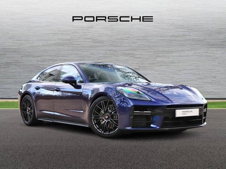 Porsche Panamera 4.0T V8 GTS Saloon PDK 4WD Euro 6 (s/s) 5dr Porsche Panamera 4.0T V8 GTS Saloon PDK 4WD Euro 6 (s/s) 5dr