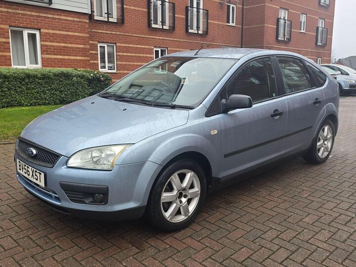 Ford Focus 1.6 Sport 5dr
