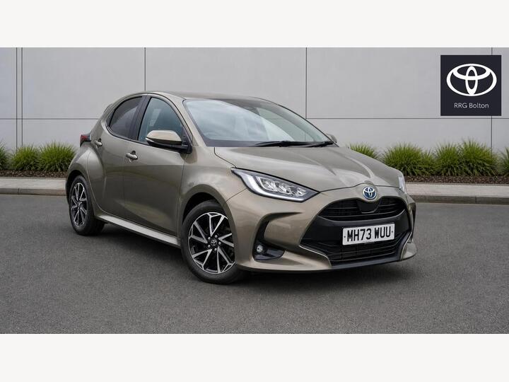 Toyota Yaris 1.5 VVT-h Design E-CVT Euro 6 (s/s) 5dr