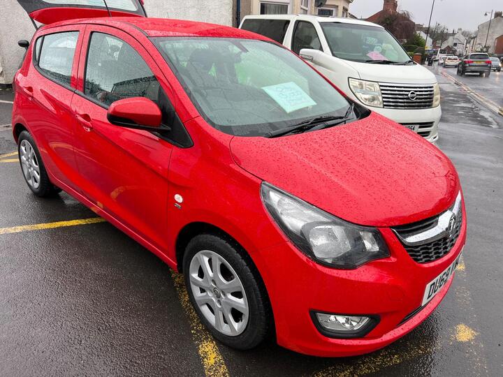 Vauxhall Viva 1.0i SE Euro 6 5dr (a/c) Vauxhall Viva 1.0i SE Euro 6 5dr (a/c)