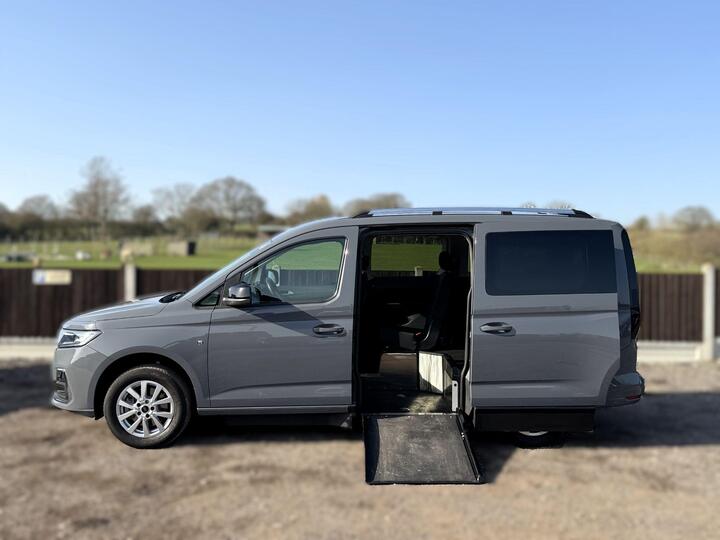 Ford Tourneo Connect 1.5 EcoBoost Titanium DCT Euro 6 (s/s) 5dr