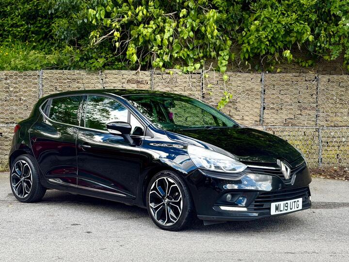Renault Clio 1.5 DCi Iconic Euro 6 (s/s) 5dr Renault Clio 1.5 DCi Iconic Euro 6 (s/s) 5dr