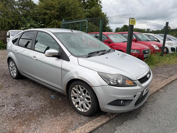 Ford Focus 1.6 Zetec 5dr