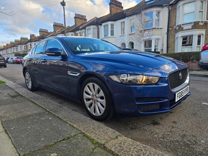 Jaguar XE 2.0d Prestige Euro 6 (s/s) 4dr