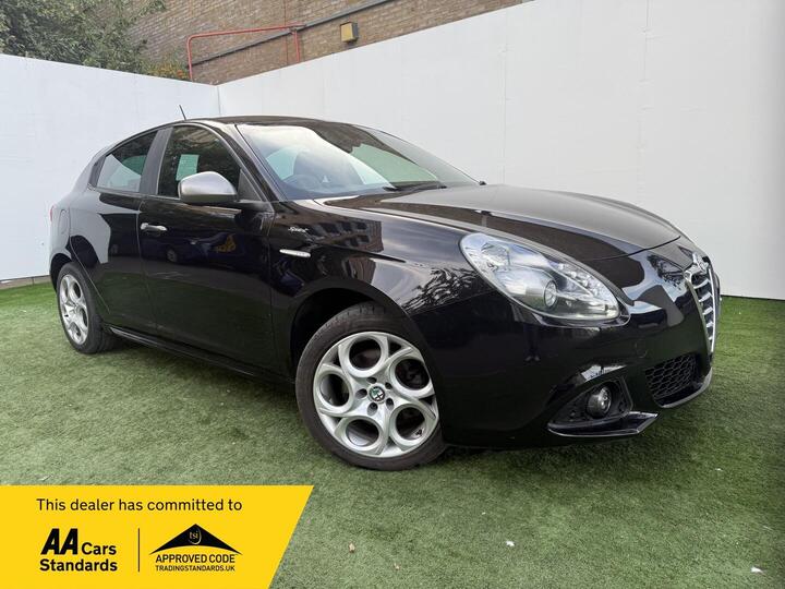 Alfa Romeo Giulietta 1.4 TB MultiAir Sprint Euro 6 (s/s) 5dr Alfa Romeo Giulietta 1.4 TB MultiAir Sprint Euro 6 (s/s) 5dr