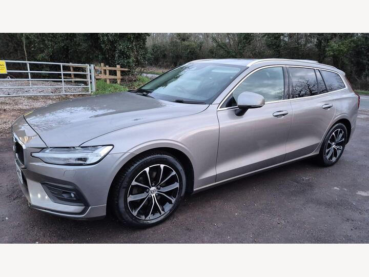 Volvo V60 2.0 D3 Momentum Pro Euro 6 (s/s) 5dr