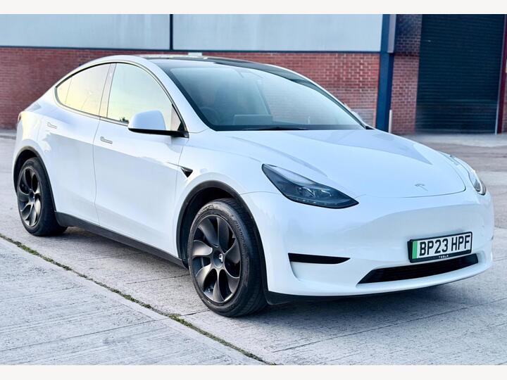 Tesla Model Y Auto RWD 5dr