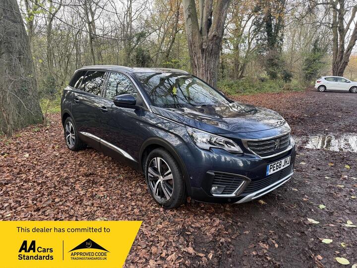 Peugeot 5008 1.5 BlueHDi Allure Euro 6 (s/s) 5dr Peugeot 5008 1.5 BlueHDi Allure Euro 6 (s/s) 5dr