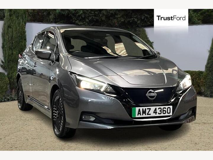 Nissan LEAF 39kWh N-Connecta Auto 5dr
