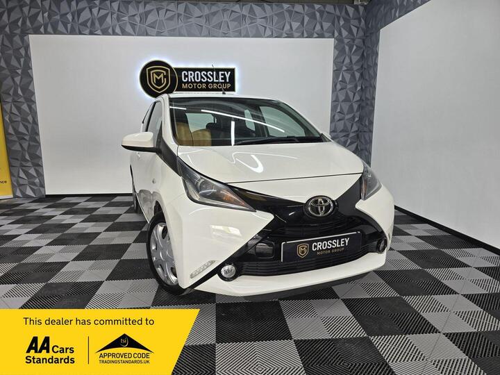 Toyota AYGO 1.0 VVT-i X-play Euro 6 5dr