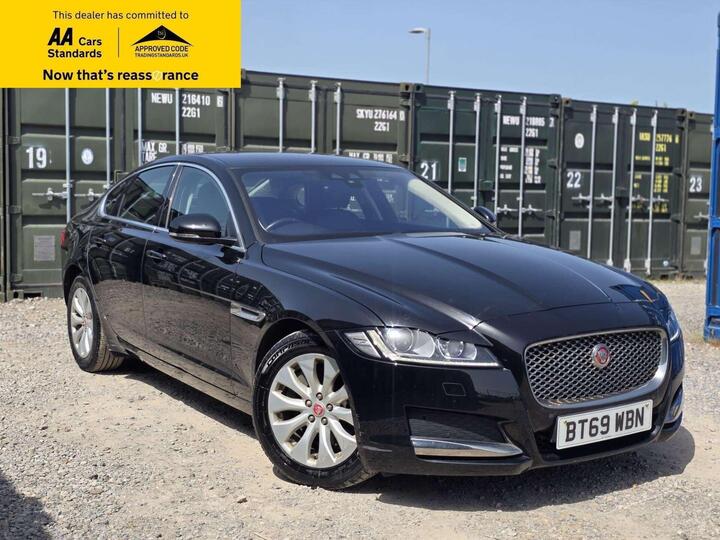 Jaguar XF 2.0d Portfolio Auto Euro 6 (s/s) 4dr