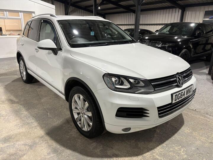 Volkswagen Touareg 3.0 TDI V6 BlueMotion Tech SE Tiptronic 4WD Euro 5 (s/s) 5dr