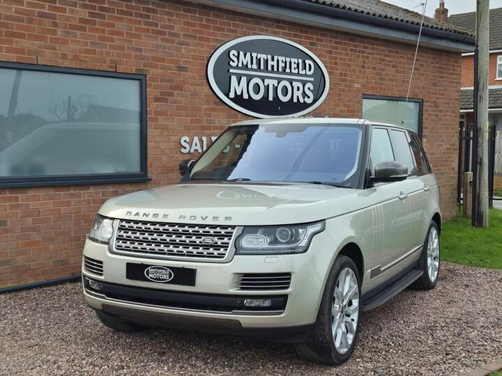 Land Rover RANGE ROVER 4.4 SD V8 Autobiography Auto 4WD Euro 5 5dr Land Rover RANGE ROVER 4.4 SD V8 Autobiography Auto 4WD Euro 5 5dr