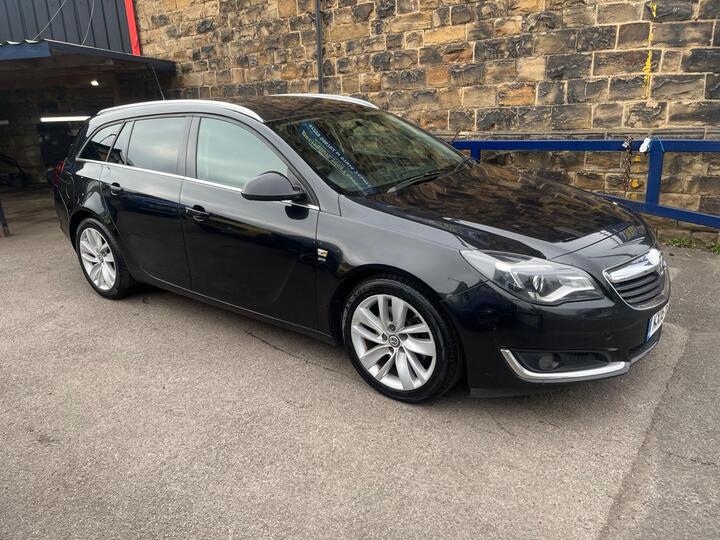 Vauxhall Insignia 2.0 CDTi EcoFLEX SRi Sports Tourer Euro 6 (s/s) 5dr Vauxhall Insignia 2.0 CDTi EcoFLEX SRi Sports Tourer Euro 6 (s/s) 5dr