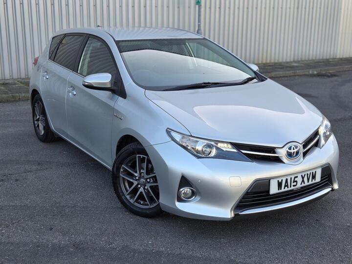 Toyota Auris 1.8 VVT-h Icon Plus CVT Euro 5 (s/s) 5dr