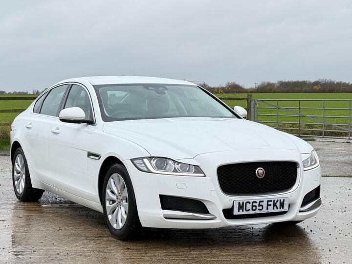 Jaguar XF 2.0d Portfolio Auto Euro 6 (s/s) 4dr