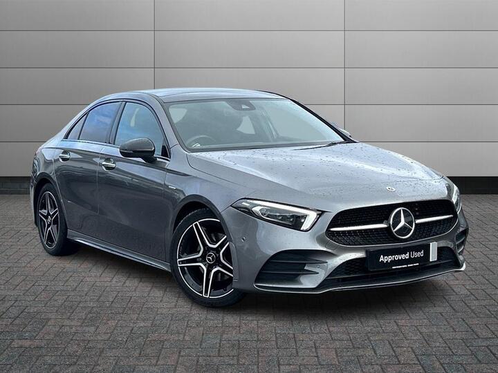 Mercedes-Benz A Class 1.3 A180 AMG Line Edition (Premium Plus) 7G-DCT Euro 6 (s/s) 4dr