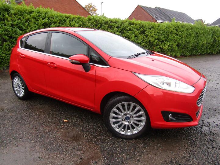 Ford Fiesta 1.0T EcoBoost Titanium Euro 5 (s/s) 5dr