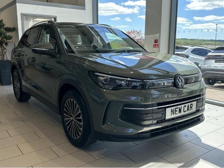 Volkswagen TIGUAN 1.5 ETSI MHEV Match DSG Euro 6 (s/s) 5dr