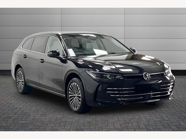 Volkswagen Passat 1.5 ETSI MHEV Elegance DSG Euro 6 (s/s) 5dr
