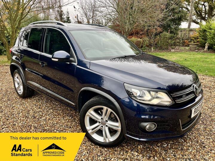 Volkswagen Tiguan 2.0 TDI BlueMotion Tech R-Line DSG 4WD Euro 5 (s/s) 5dr