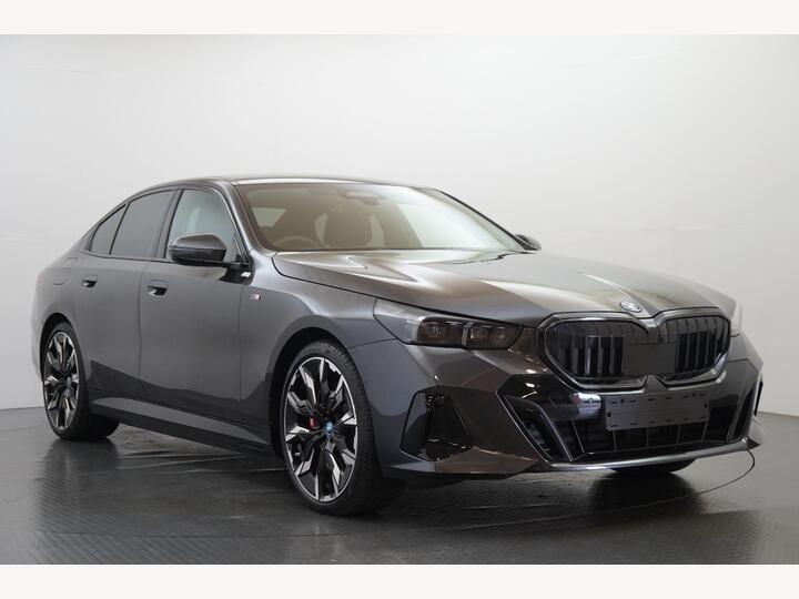 BMW 5 Series 3.0 550e 22.1kWh M Sport Pro Steptronic XDrive Euro 6 (s/s) 4dr
