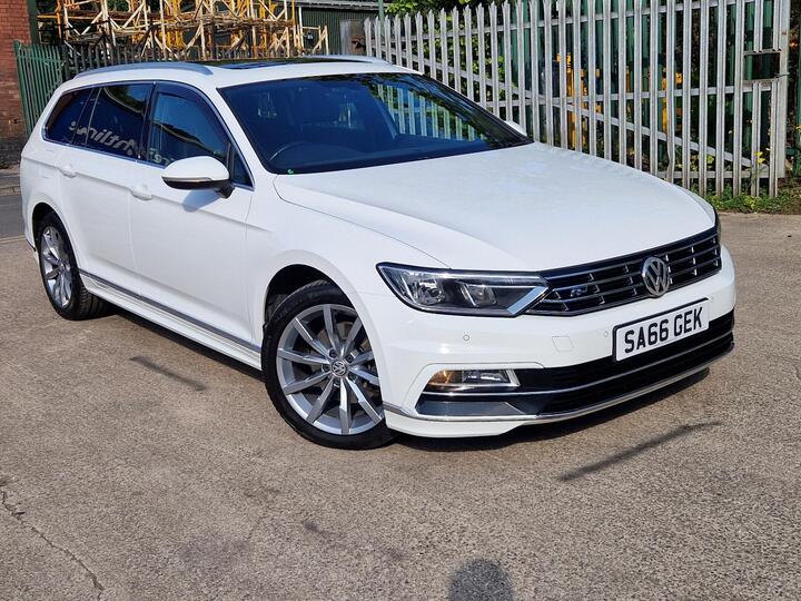 Volkswagen Passat 2.0 TDI BlueMotion Tech R-Line Euro 6 (s/s) 5dr Volkswagen Passat 2.0 TDI BlueMotion Tech R-Line Euro 6 (s/s) 5dr
