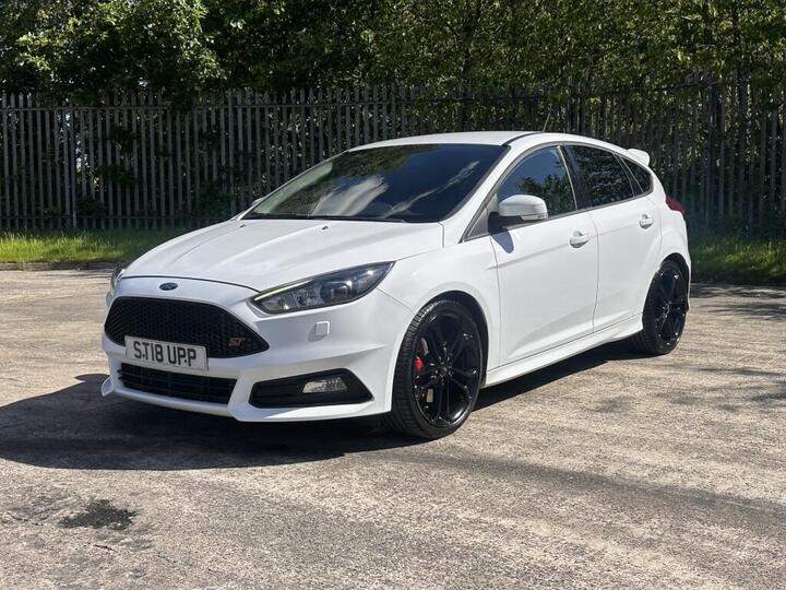 Ford FOCUS DIESEL HATCHBACK 2.0 TDCi ST-3 Euro 6 (s/s) 5dr