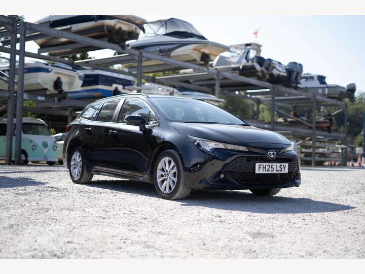 Toyota Corolla 1.8 VVT-h Icon Touring Sports CVT Euro 6 (s/s) 5dr