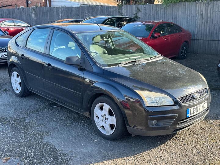 Ford Focus 1.6 Style 5dr