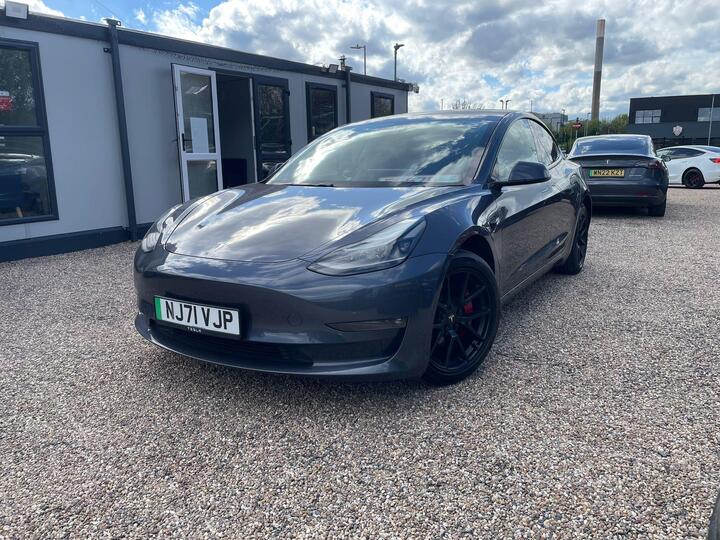 Tesla Model 3 (Dual Motor) Long Range Auto 4WDE 4dr