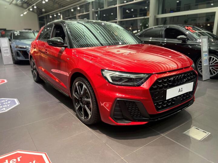 Audi A1 1.0 TFSI 30 Black Edition Sportback Euro 6 (s/s) 5dr