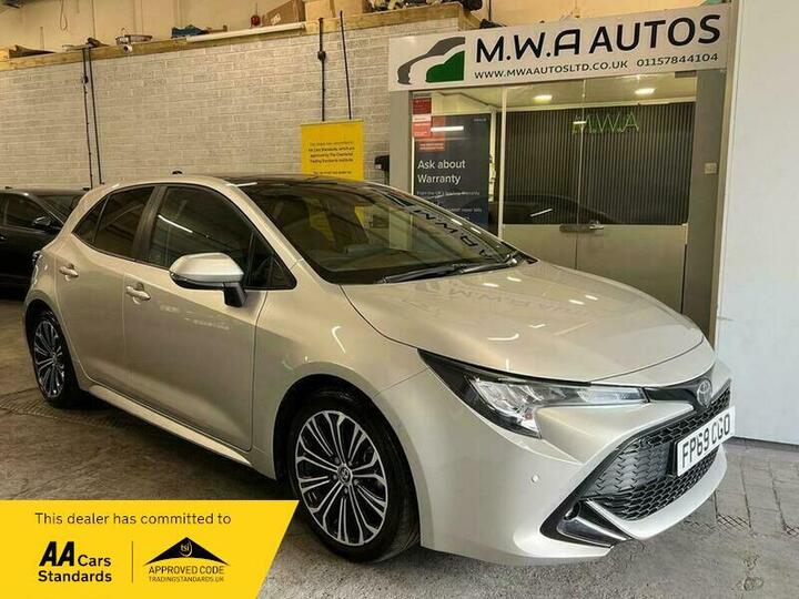 Toyota Corolla 1.2 VVT-i Design Euro 6 (s/s) 5dr