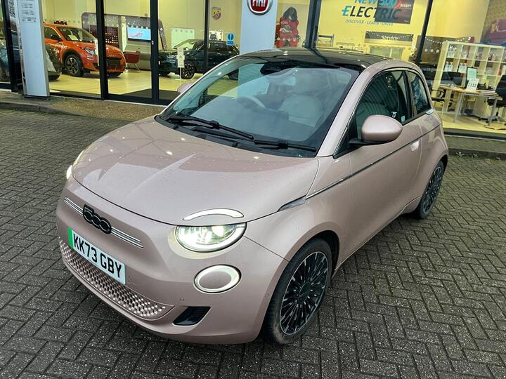 Fiat 500e 42kWh La Prima Auto 3dr