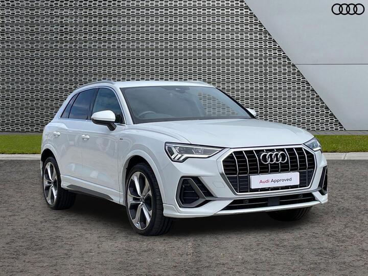 Audi Q3 1.5 TFSI CoD 35 S Line Euro 6 (s/s) 5dr