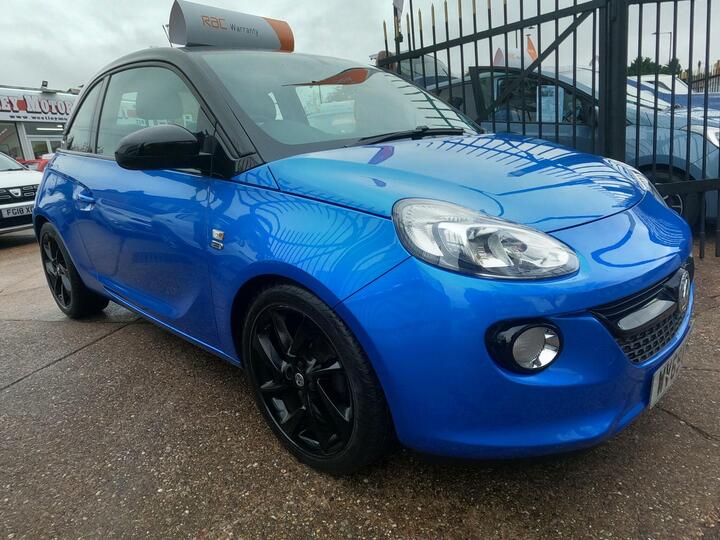 Vauxhall ADAM 1.2i Griffin Euro 6 3dr Vauxhall ADAM 1.2i Griffin Euro 6 3dr