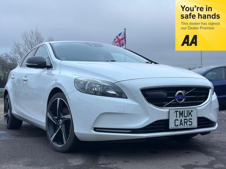 Volvo V40 1.6 T4 R-Design Lux Nav Powershift Euro 5 (s/s) 5dr