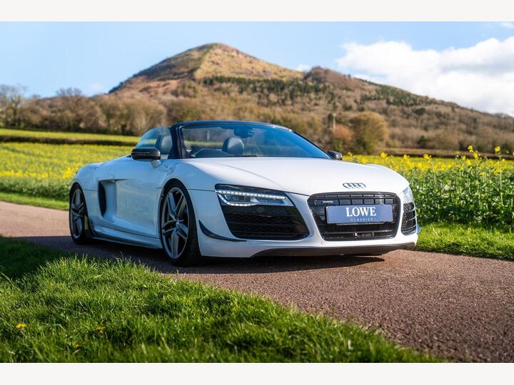 Audi R8 5.2 FSI V10 Spyder S Tronic Quattro Euro 5 2dr