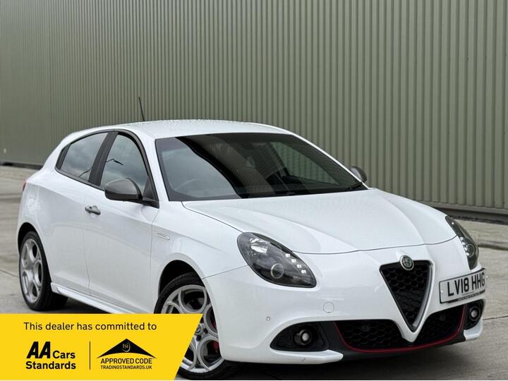 Alfa Romeo Giulietta 1.4 TB MultiAir Speciale Euro 6 (s/s) 5dr Alfa Romeo Giulietta 1.4 TB MultiAir Speciale Euro 6 (s/s) 5dr