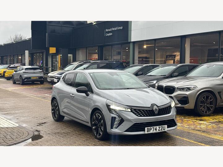 Renault Clio 1.6 E-TECH Techno Auto Euro 6 (s/s) 5dr
