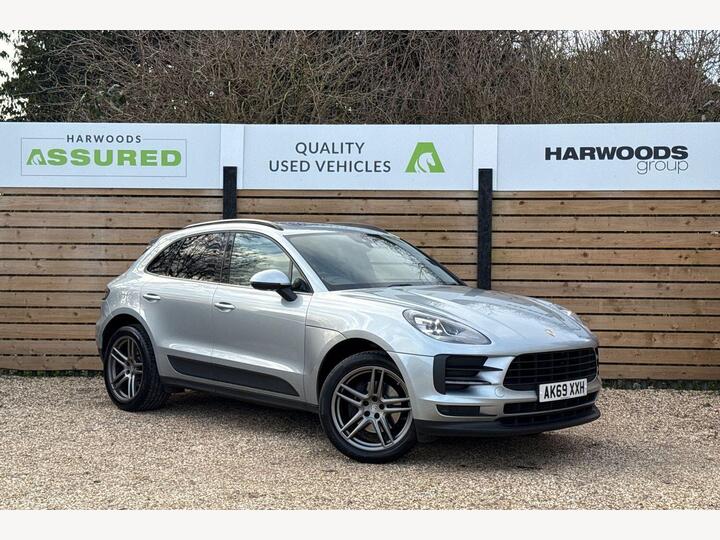 Porsche Macan 2.0T PDK 4WD Euro 6 (s/s) 5dr Porsche Macan 2.0T PDK 4WD Euro 6 (s/s) 5dr