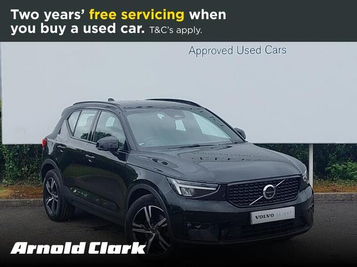 Volvo XC40 2.0 B3 MHEV Plus Dark DCT Auto Euro 6 (s/s) 5dr