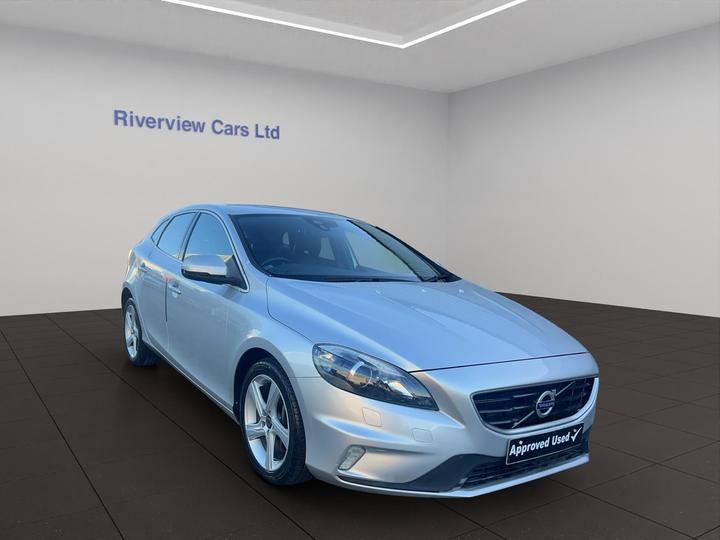 Volvo V40 2.0 D2 R-Design Lux Nav Auto Euro 6 (s/s) 5dr