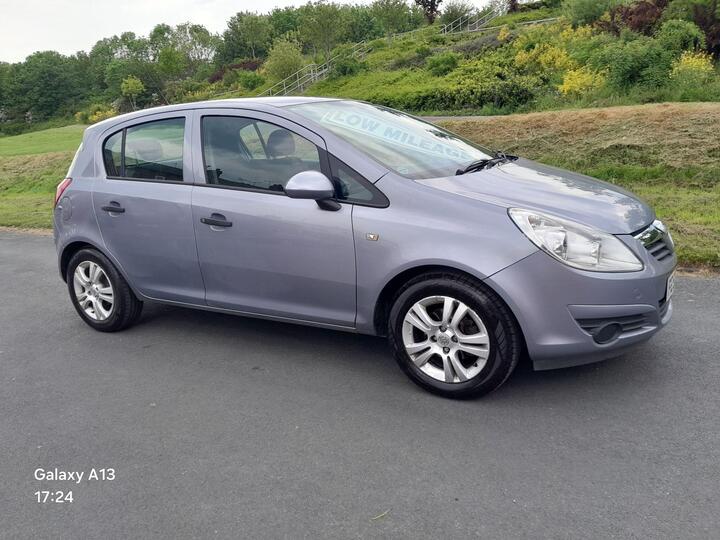 Vauxhall Corsa 1.2i 16v Design 5dr (a/c)