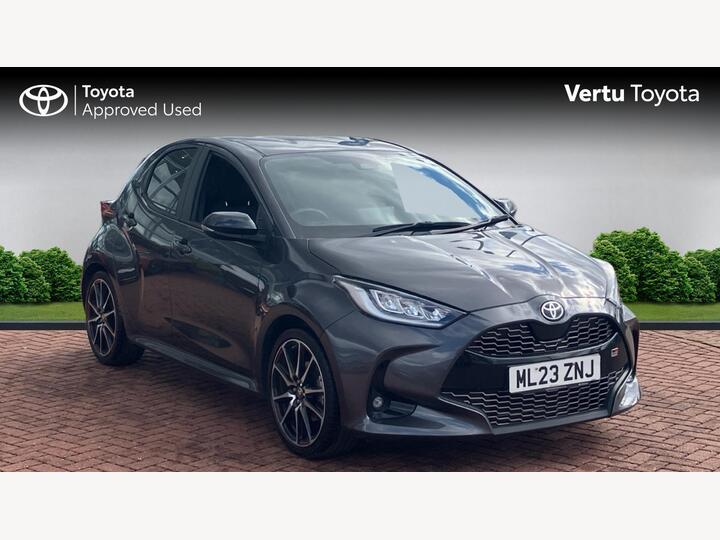 Toyota Yaris 1.5 VVT-h GR SPORT E-CVT Euro 6 (s/s) 5dr